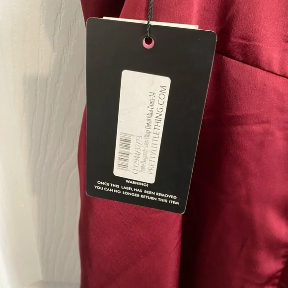 NWT Pretty Little Thing Burgundy Wrap Maxi Dress - Picture 5 of 6